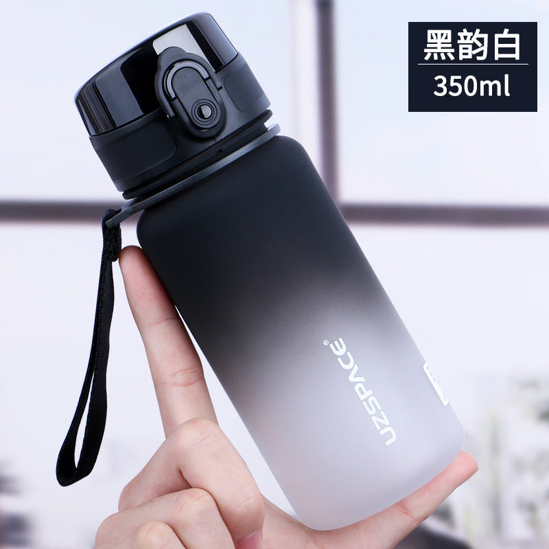 Bouteille d'eau portable de grande capacité pour le sport
