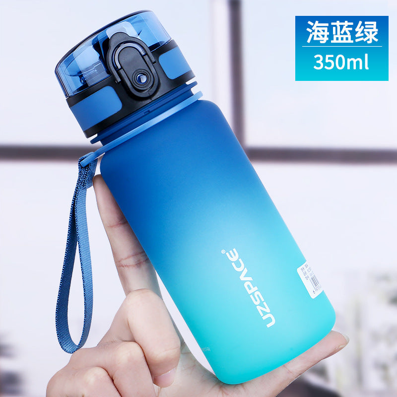 Bouteille d'eau portable de grande capacité pour le sport